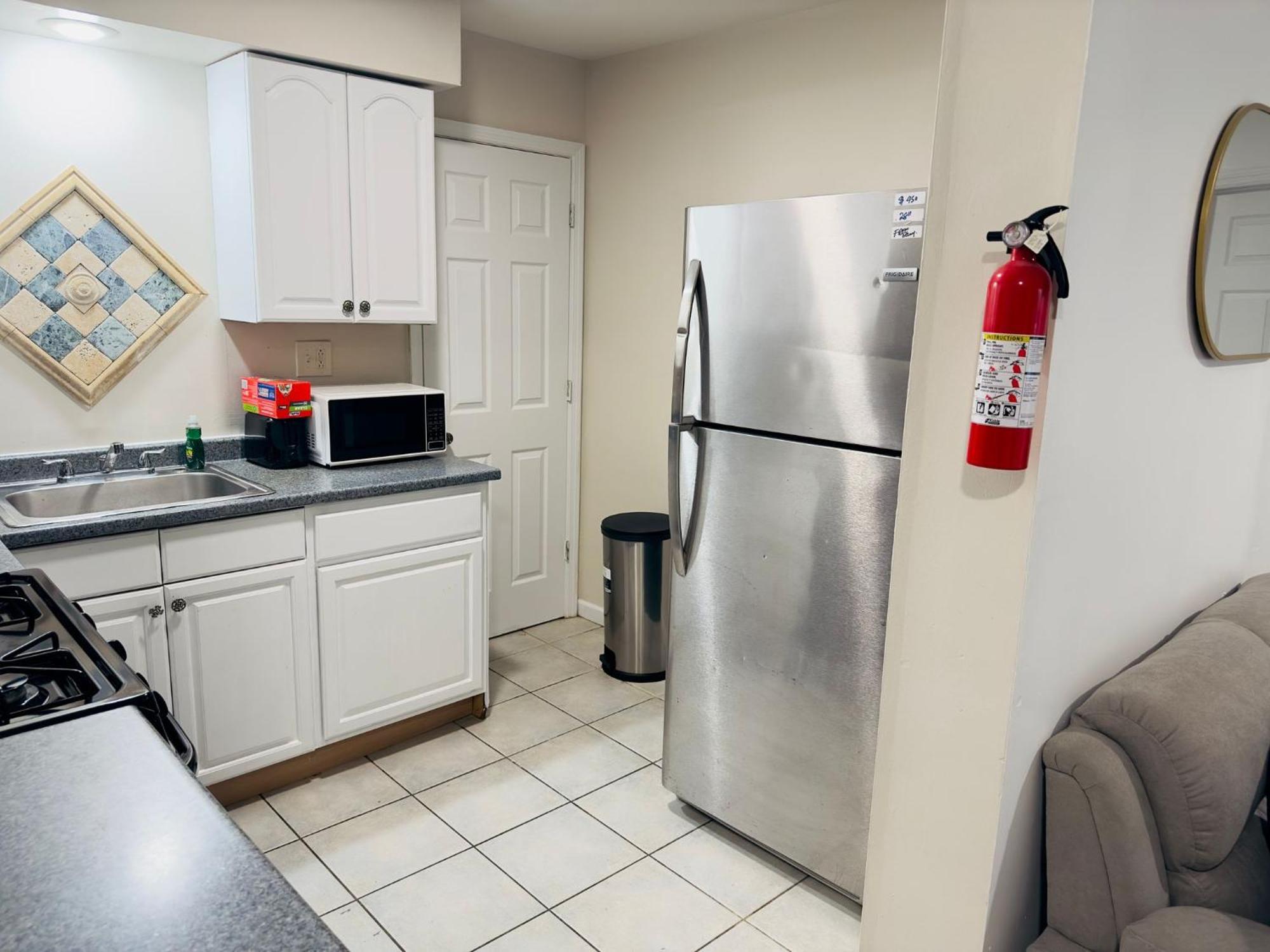 Cosy Bedroom 6 Minutes To Ewr Prudential Hotels Pen Station 纽瓦克 外观 照片