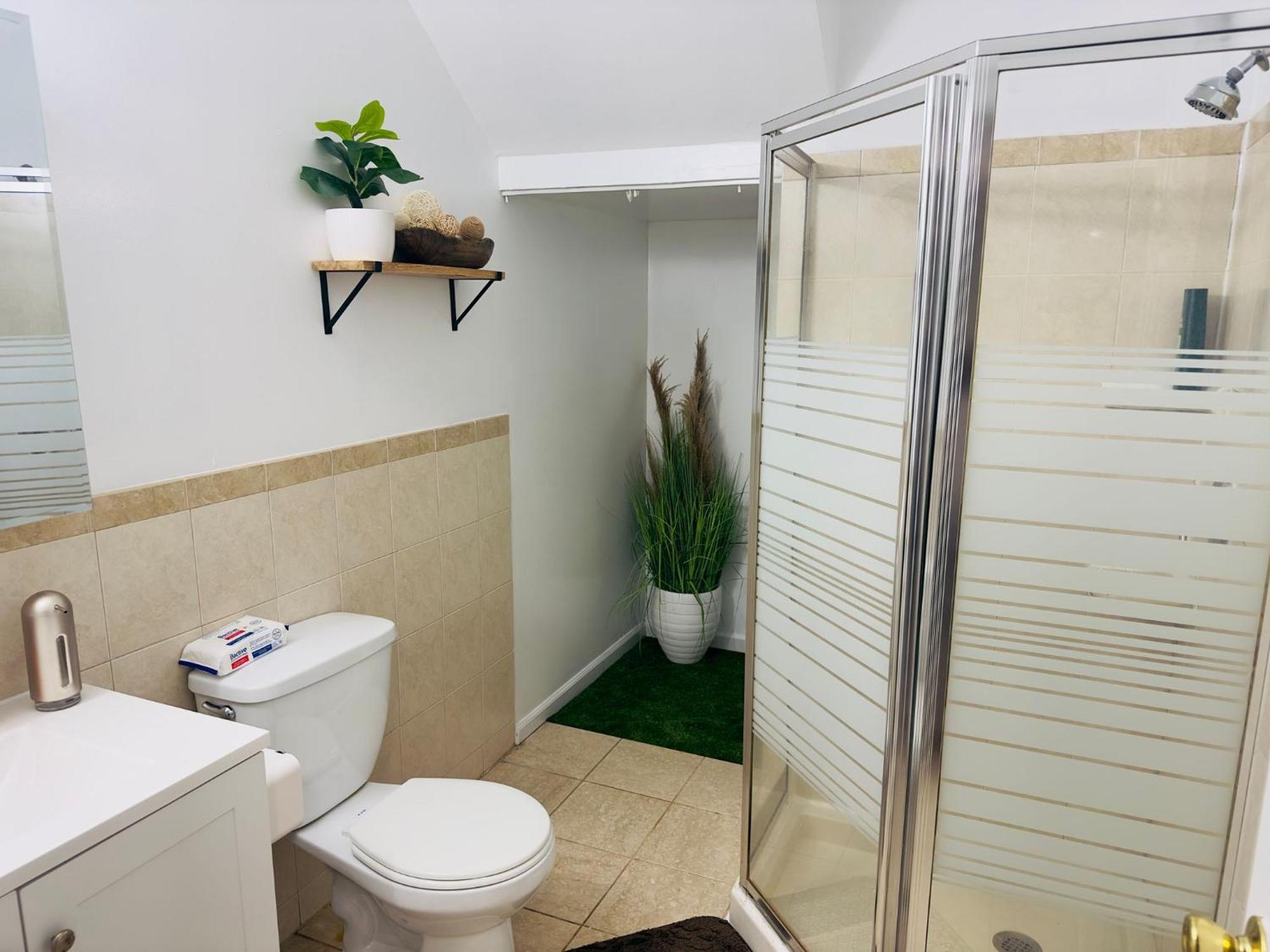 Cosy Bedroom 6 Minutes To Ewr Prudential Hotels Pen Station 纽瓦克 外观 照片
